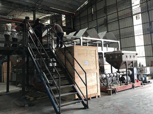 linea di produzione controllata da PLC 1