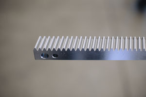 cremagliera a dentatura elicoidale / di precisione / rettificata / temprata
