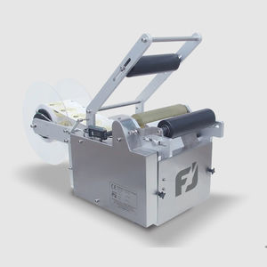 etichettatrice semiautomatica 1