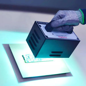 sistema di polimerizzazione con UV