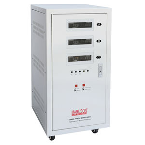 regolatore di tensione automatico