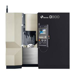 centro di lavoro CNC 5 assi