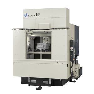 centro di lavoro CNC 5 assi