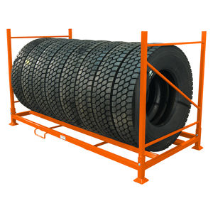 scaffalatura per pneumatici
