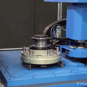macchina equilibratrice per disco di freno