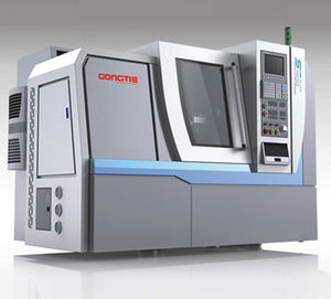 tornio CNC