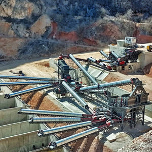gruppo di frantumazione e setacciatura a percussione