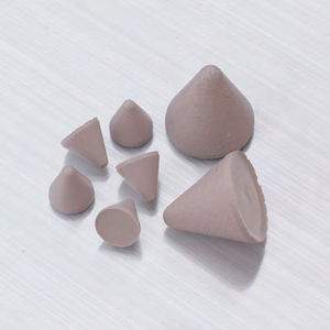 abrasivo per burattatura in plastica