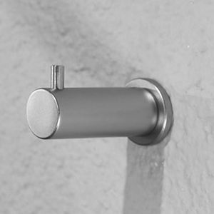attachi e cerniere in acciaio