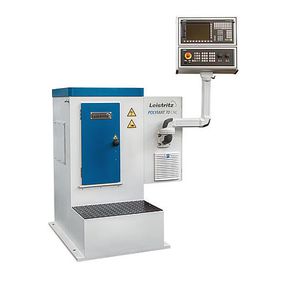 macchina scanalatrice CNC