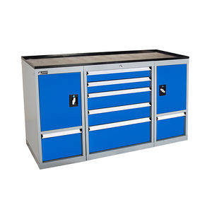 armadio porta-attrezzi