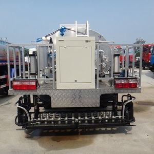 camion-cisterna da trasporto