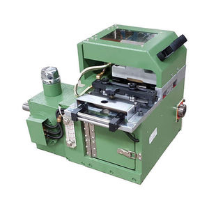 alimentatore pinza