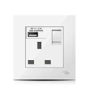 presa elettrica a muro