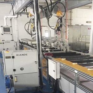 ribaditrice per binario elettrificato