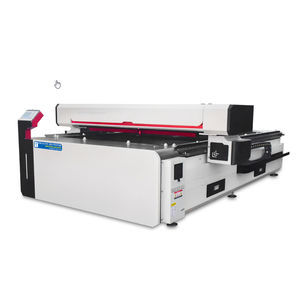 macchina da taglio laser CO2