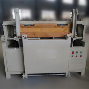 macchina inchiodatrice di pallets