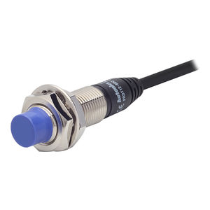 sensore di prossimità induttivo / cilindrico / IP67 / con sorgente di luce LED