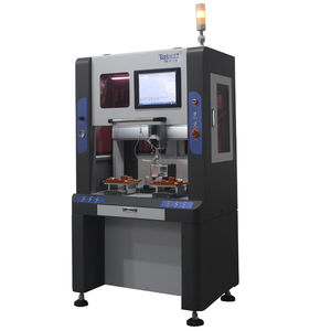 macchina avvitatrice robotizzata