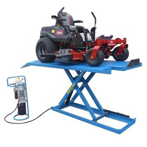 tavola elevatrice per moto