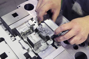 assemblaggio per l'industria automobilistica