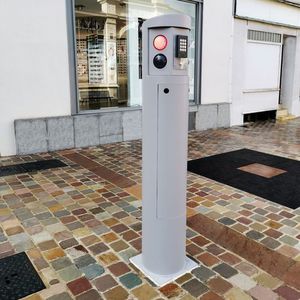 colonnina di controllo accessi