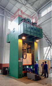 pressa meccanica