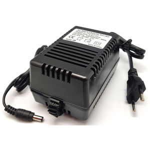 alimentatore elettrico adattatore