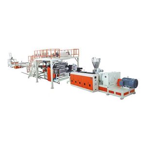 linea di estrusione per pannelli in materia plastica