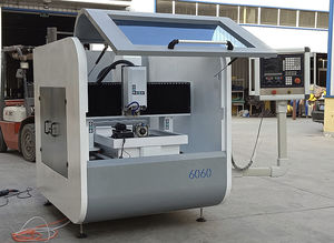 contornatrice CNC