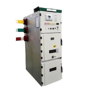 quadro di distribuzione con involucri di metallo