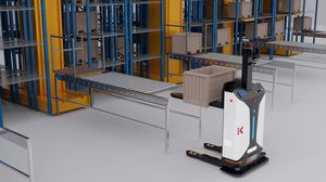 Robot mobile autonomo (AMR) da trasporto 1