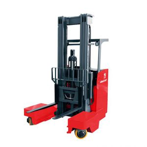 carrello elevatore con alimentazione a batteria