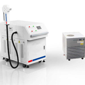 macchina saldatrice laser