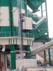 ascensore industriale