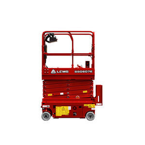 piattaforma elevatrice a forbice mobile
