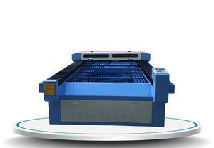 macchina da taglio laser
