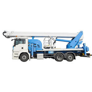 piattaforma telescopica montata su camion