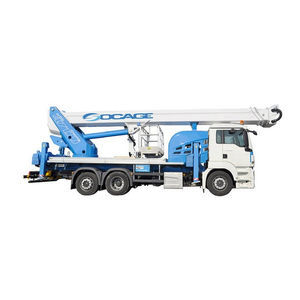 piattaforma telescopica montata su camion