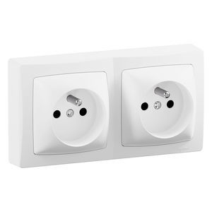 presa elettrica a muro 1