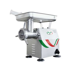 tritacarne industriale di carne fresca