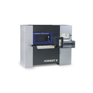 centro di taglio e lavorazione CNC 1