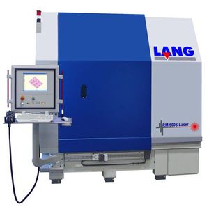 centro di lavoro CNC laser