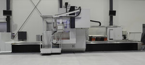 centro di lavoro CNC 3 assi 1