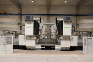 centro di lavoro CNC 3 assi 1
