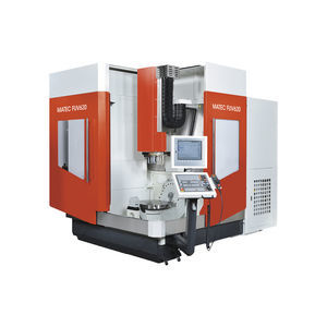 centro di lavoro CNC 5 assi