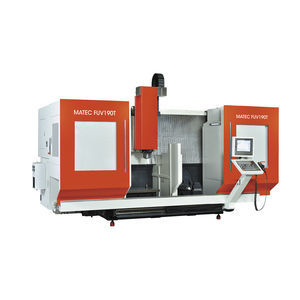 centro di lavoro CNC 5 assi