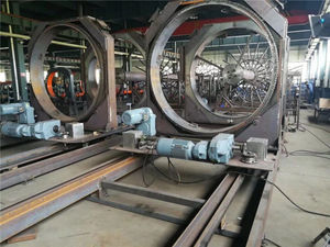 macchina saldatrice automatica