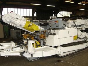 fresatrice meccanica ad attacco puntuale