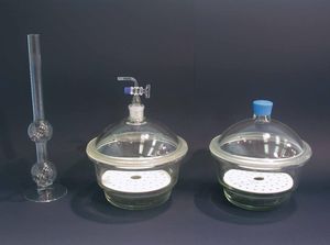 dessiccatore da laboratorio in vetro